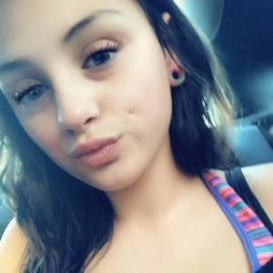 Meet your Posher, Alyssa